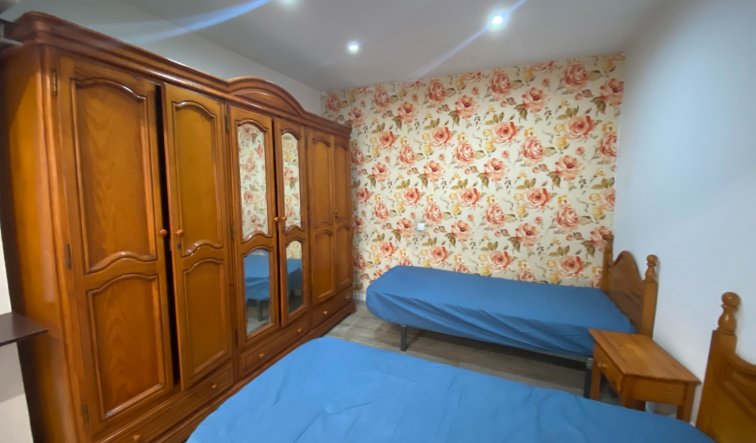 Reventa - Apartamento / piso - Torrevieja - Centro