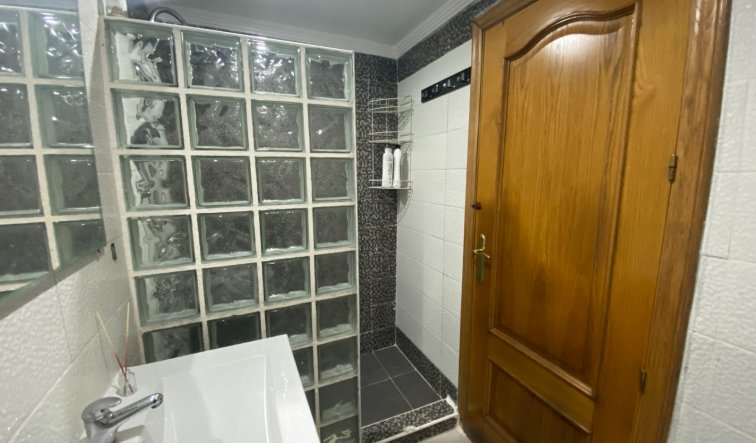 Reventa - Apartamento / piso - Torrevieja - Centro