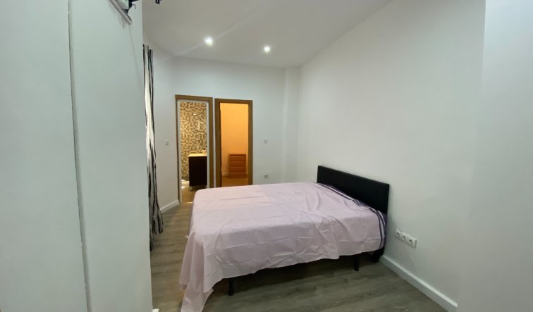 Reventa - Apartamento / piso - Torrevieja - Centro