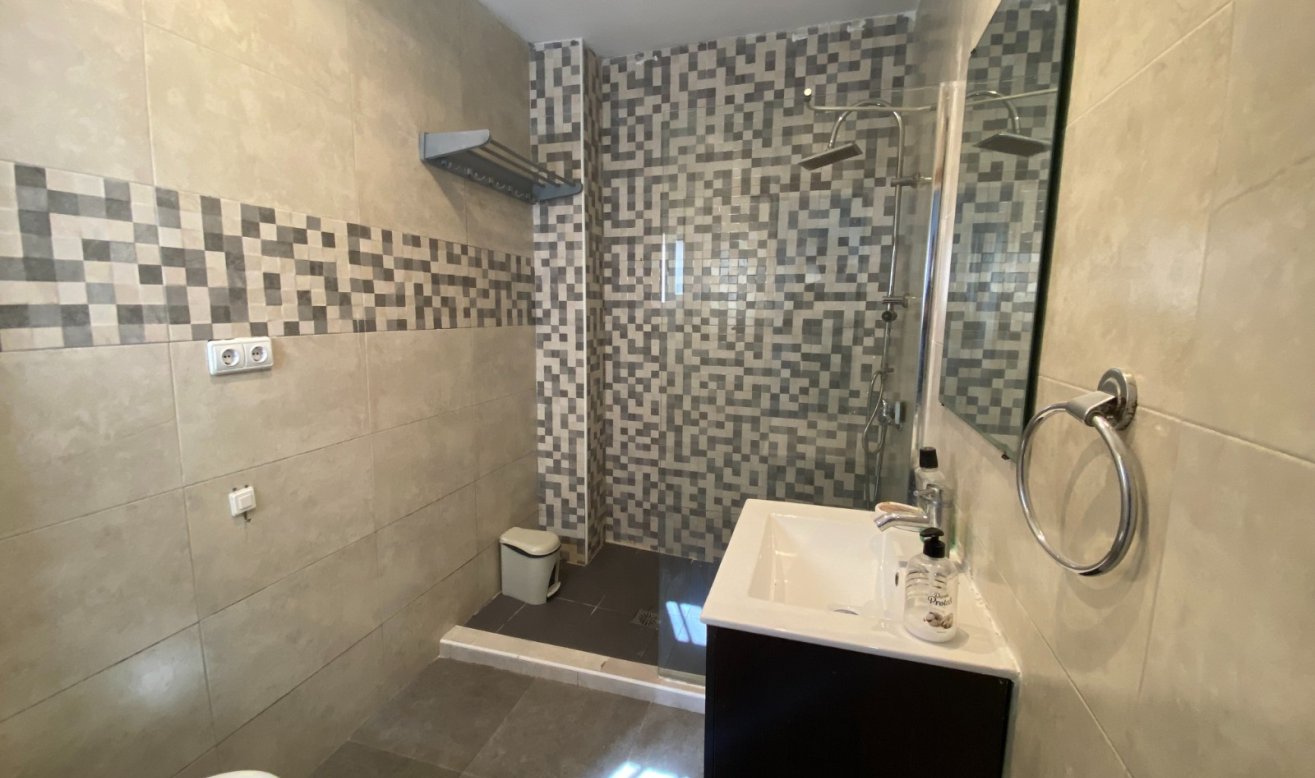 Reventa - Apartamento / piso - Torrevieja - Centro