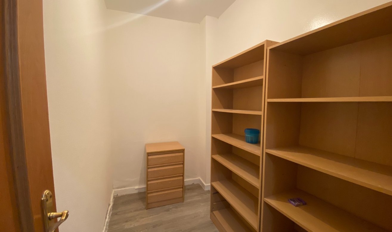 Reventa - Apartamento / piso - Torrevieja - Centro