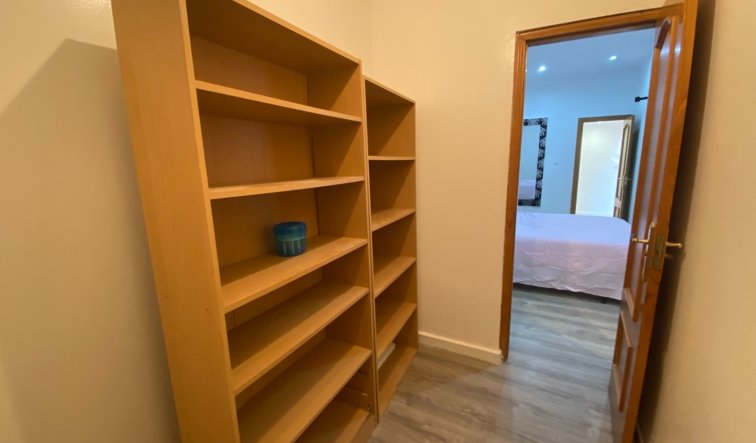 Reventa - Apartamento / piso - Torrevieja - Centro