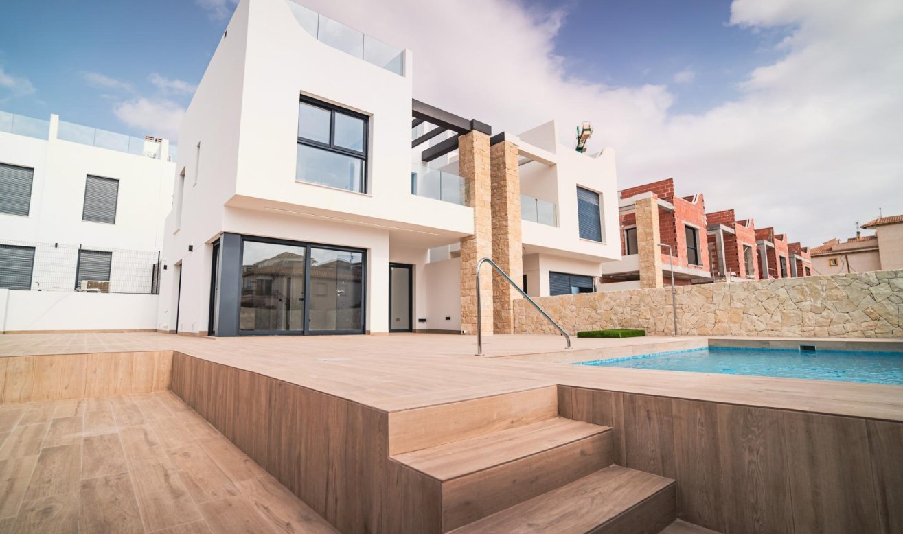 Obra nueva - Villa - Orihuela Costa - Punta Prima