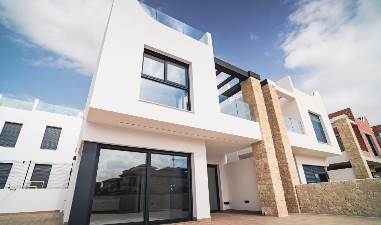 Obra nueva - Villa - Orihuela Costa - Punta Prima