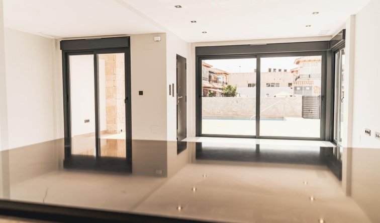 Obra nueva - Villa - Orihuela Costa - Punta Prima