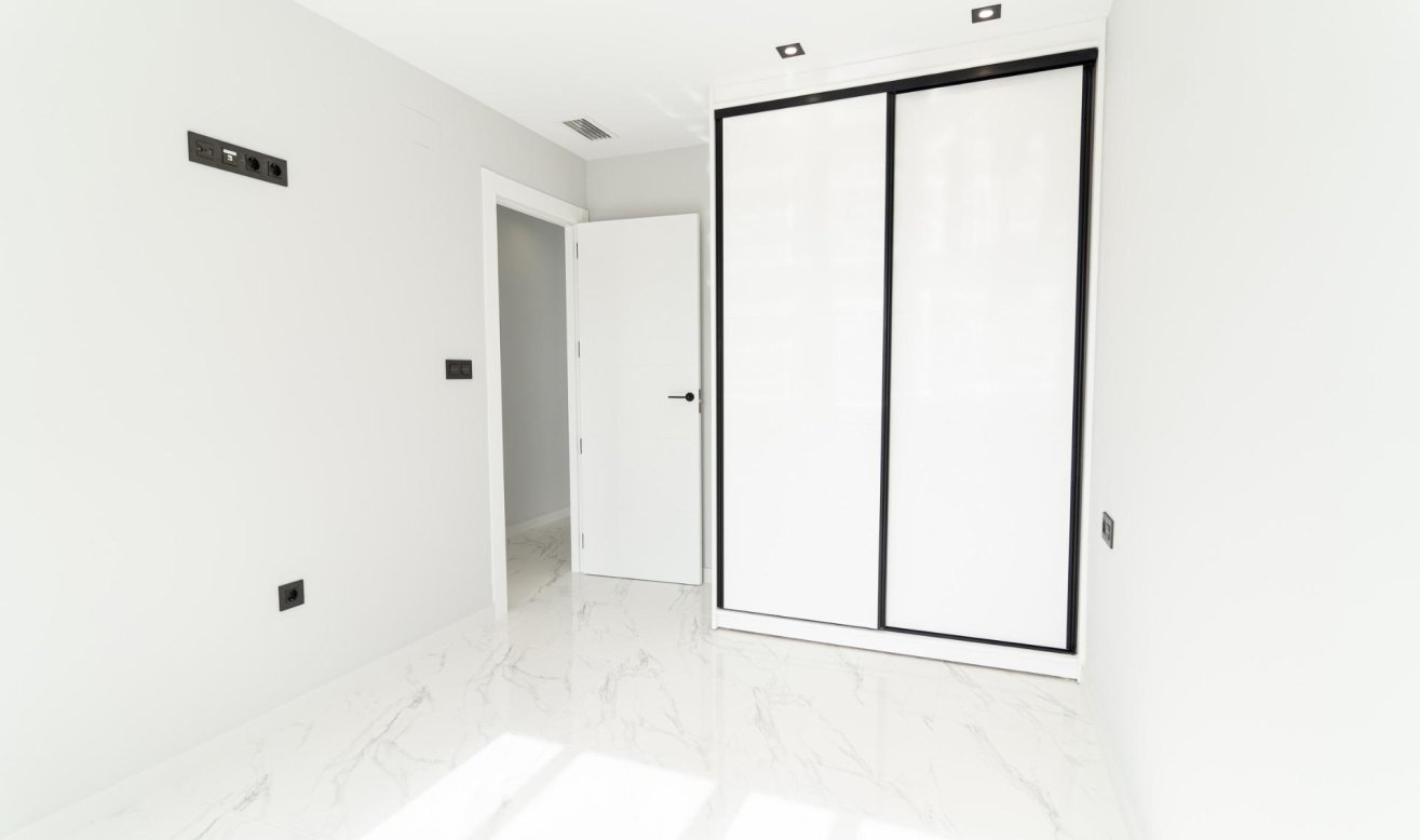 Obra nueva - Villa - Orihuela Costa - Punta Prima