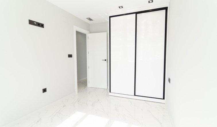 Obra nueva - Villa - Orihuela Costa - Punta Prima