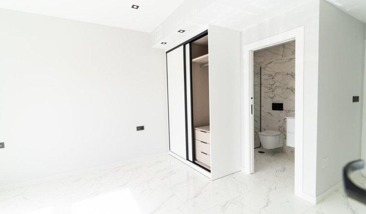 Obra nueva - Villa - Orihuela Costa - Punta Prima