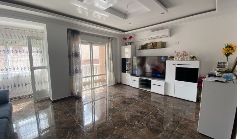 Reventa - Apartamento / piso - Torrevieja - Centro