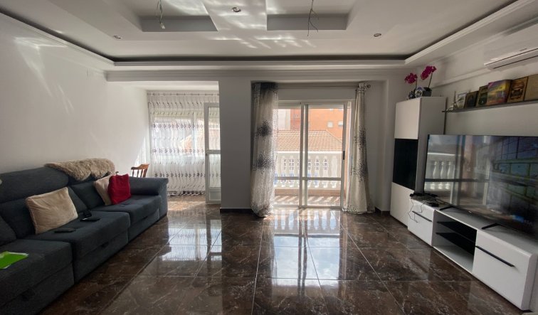 Reventa - Apartamento / piso - Torrevieja - Centro