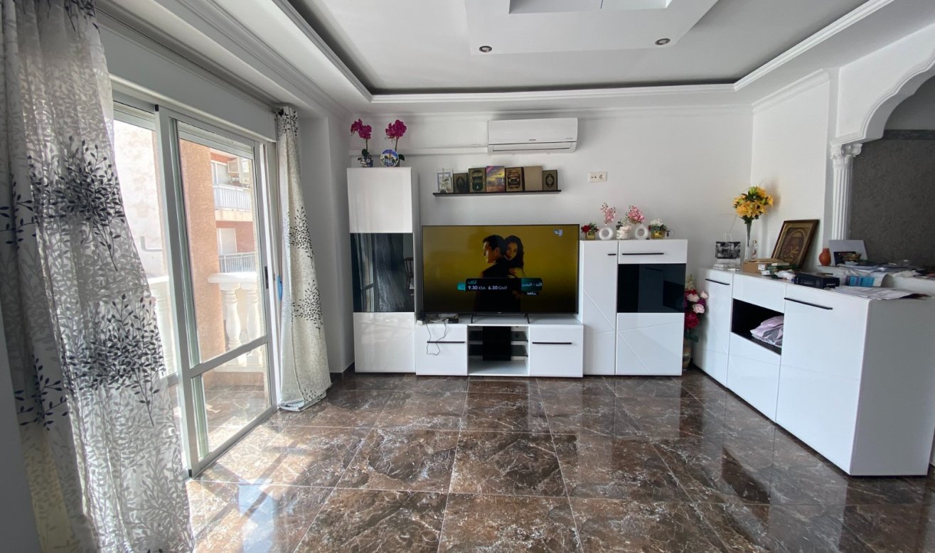 Reventa - Apartamento / piso - Torrevieja - Centro