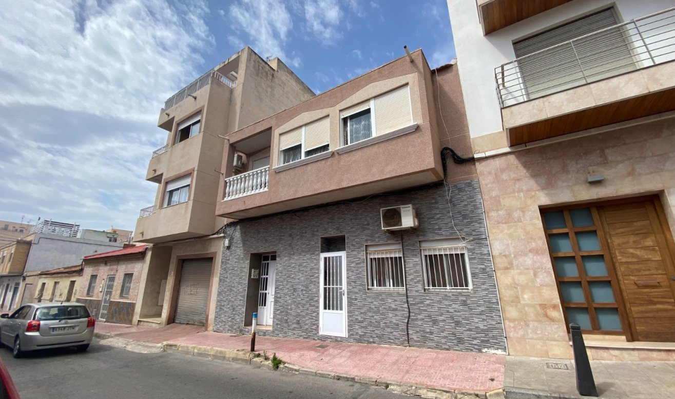 Reventa - Apartamento / piso - Torrevieja - Centro