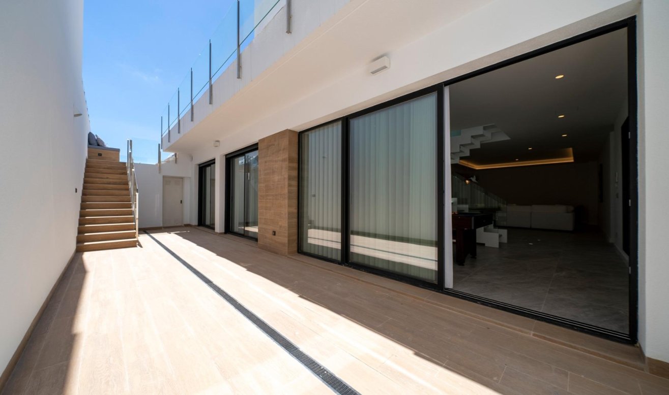 Obra nueva - Villa - Finestrat - Campana Garden