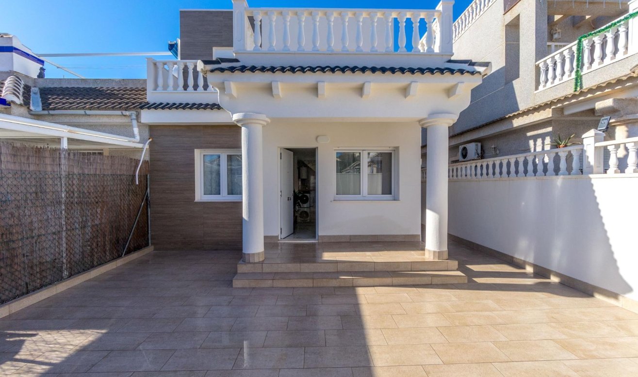 Reventa - Villa - Torrevieja - El chaparral