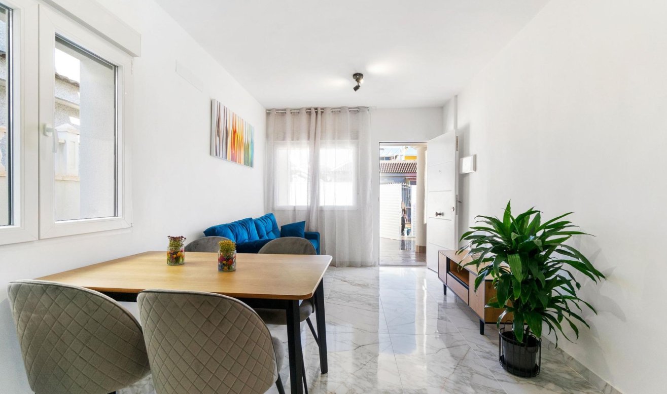 Reventa - Villa - Torrevieja - El chaparral