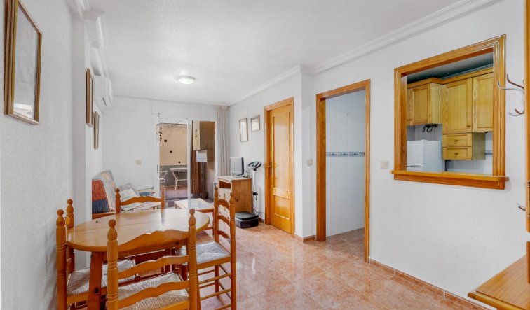 Reventa - Ground Floor - Torrevieja - Estacion de autobuses