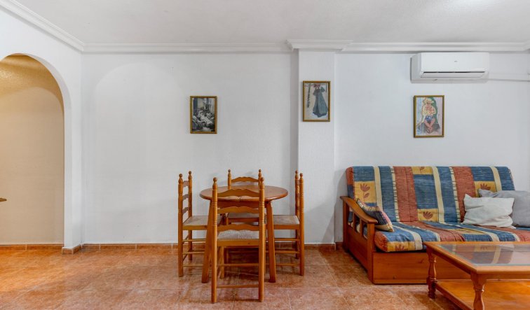 Reventa - Ground Floor - Torrevieja - Estacion de autobuses