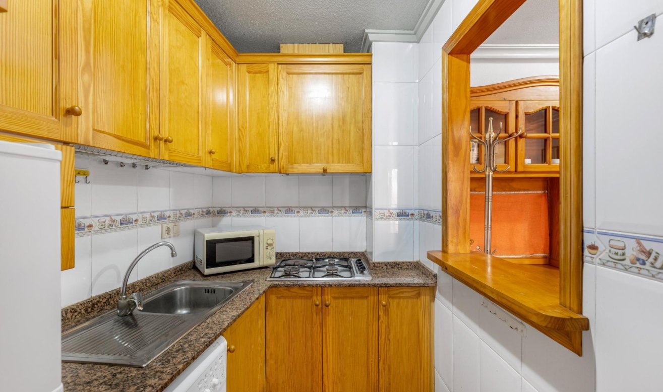 Reventa - Ground Floor - Torrevieja - Estacion de autobuses