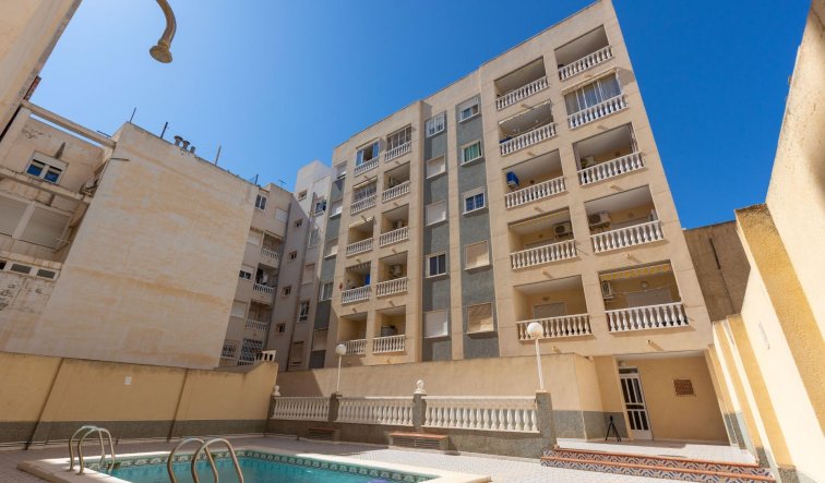 Reventa - Ground Floor - Torrevieja - Estacion de autobuses