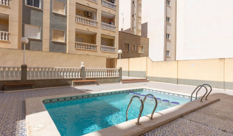 Reventa - Ground Floor - Torrevieja - Estacion de autobuses