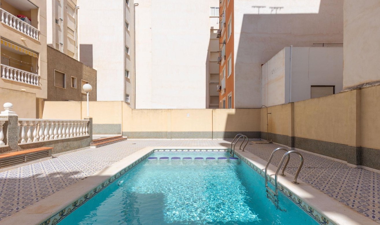 Reventa - Ground Floor - Torrevieja - Estacion de autobuses