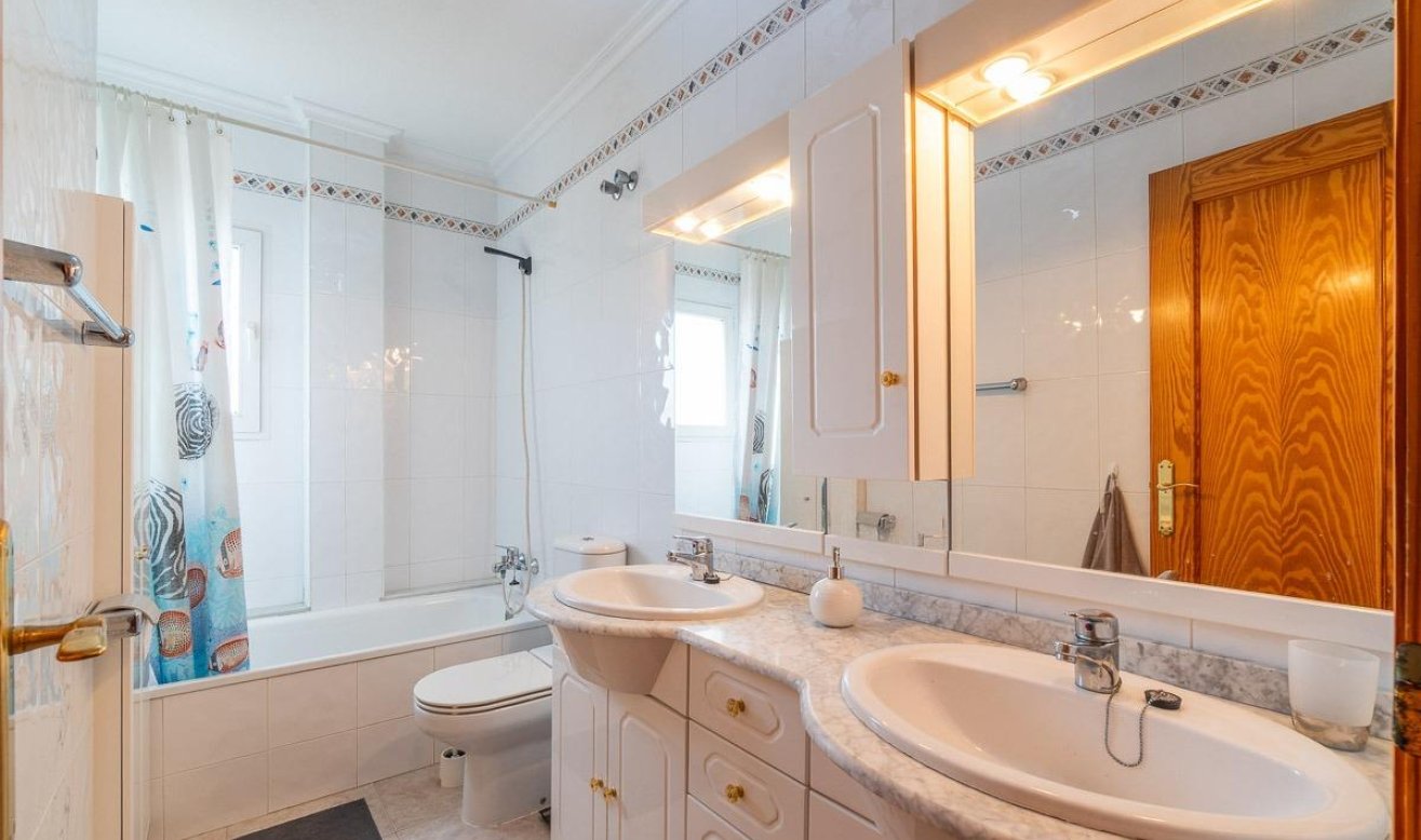 Reventa - Flat - Orihuela Costa - Playa Flamenca