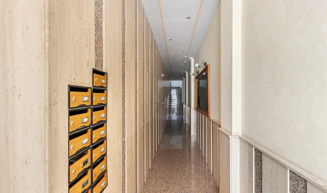 Reventa - Apartamento / piso - Torrevieja - La Mata