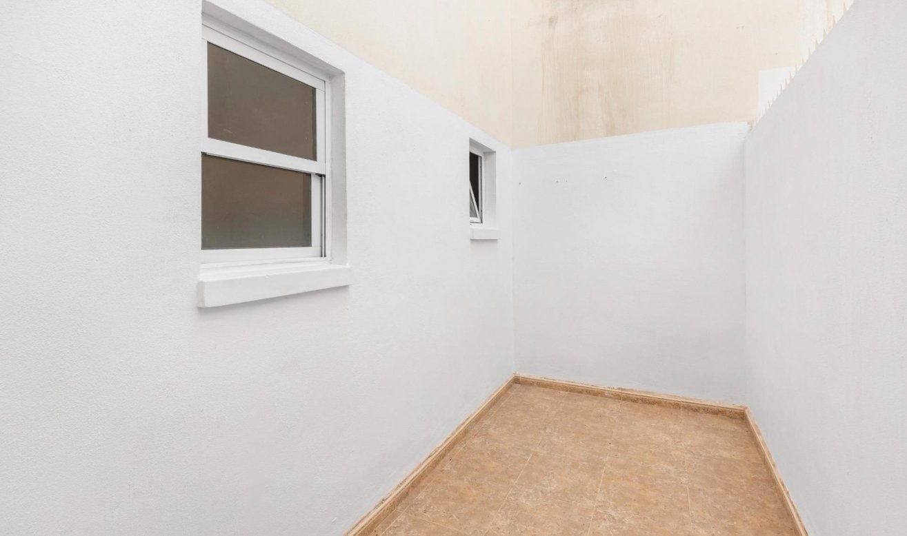 Reventa - Apartamento / piso - Torrevieja - Centro