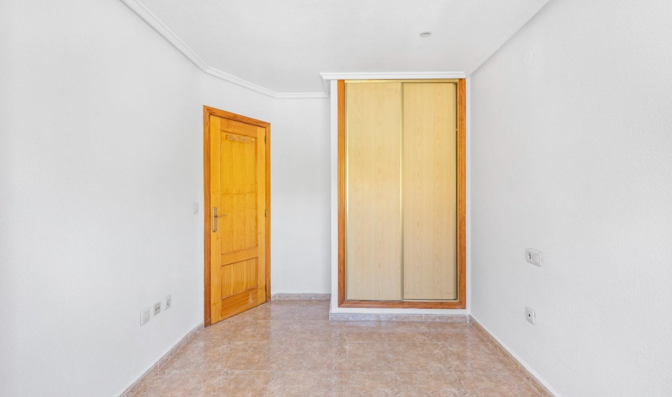 Reventa - Apartamento / piso - Torrevieja - Centro