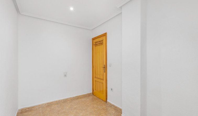 Reventa - Apartamento / piso - Torrevieja - Centro