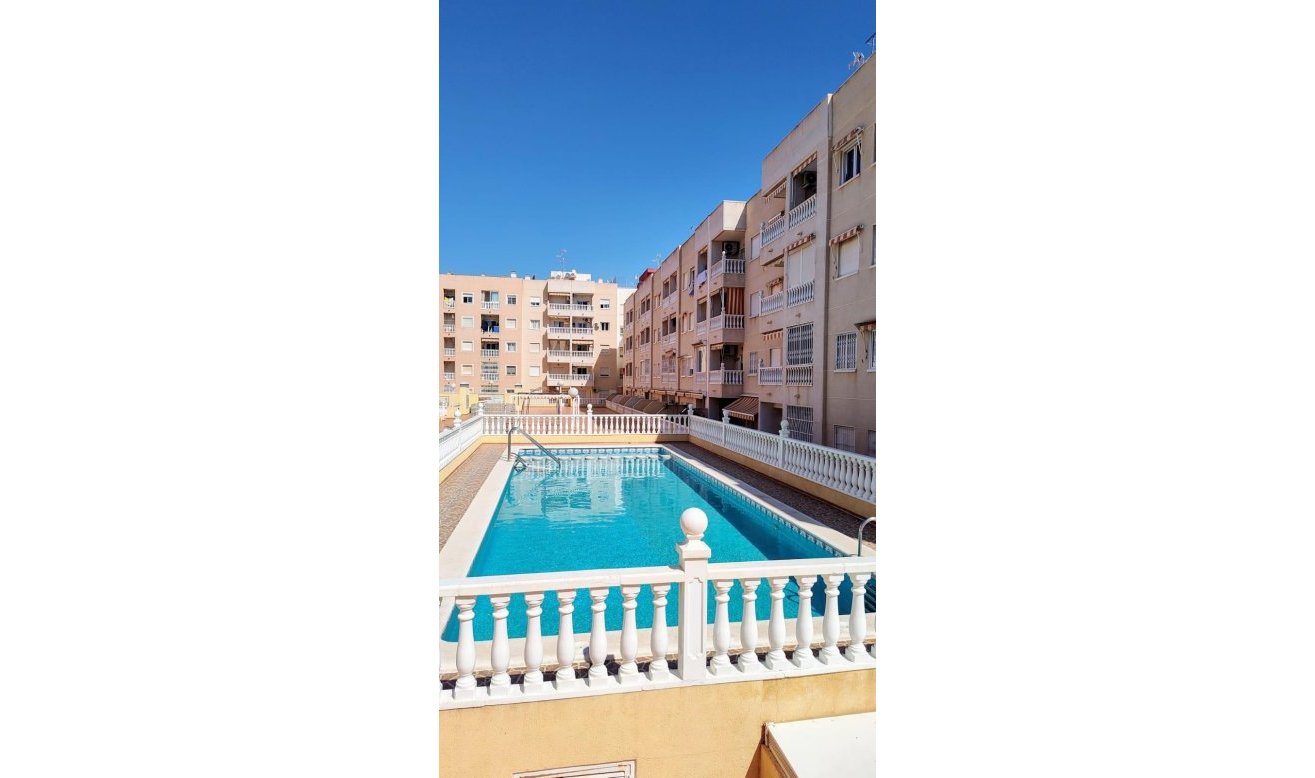 Reventa - Apartamento / piso - Torrevieja - Centro