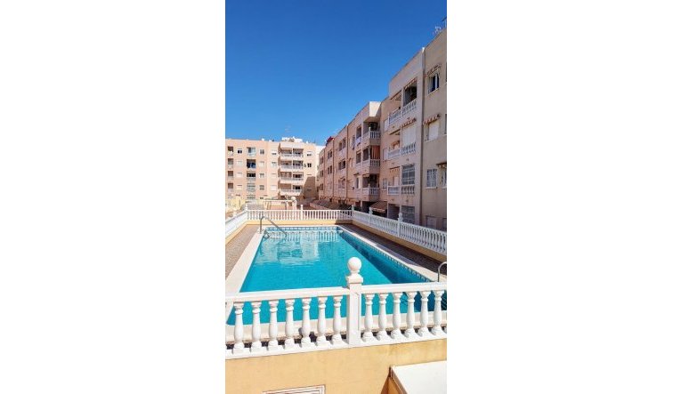 Reventa - Apartamento / piso - Torrevieja - Centro