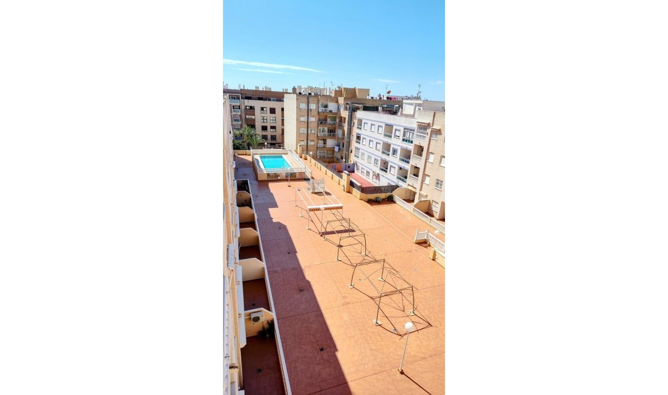 Reventa - Apartamento / piso - Torrevieja - Centro