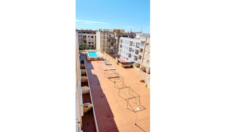 Reventa - Apartamento / piso - Torrevieja - Centro