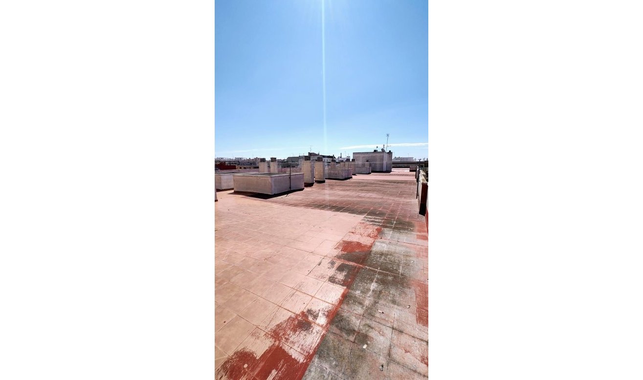 Reventa - Apartamento / piso - Torrevieja - Centro