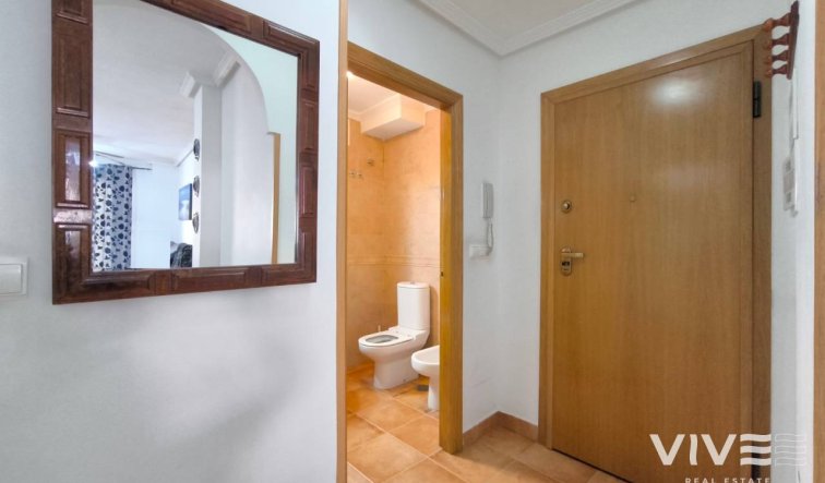 Reventa - Apartamento / piso - Torrevieja - Pueblo - Centro