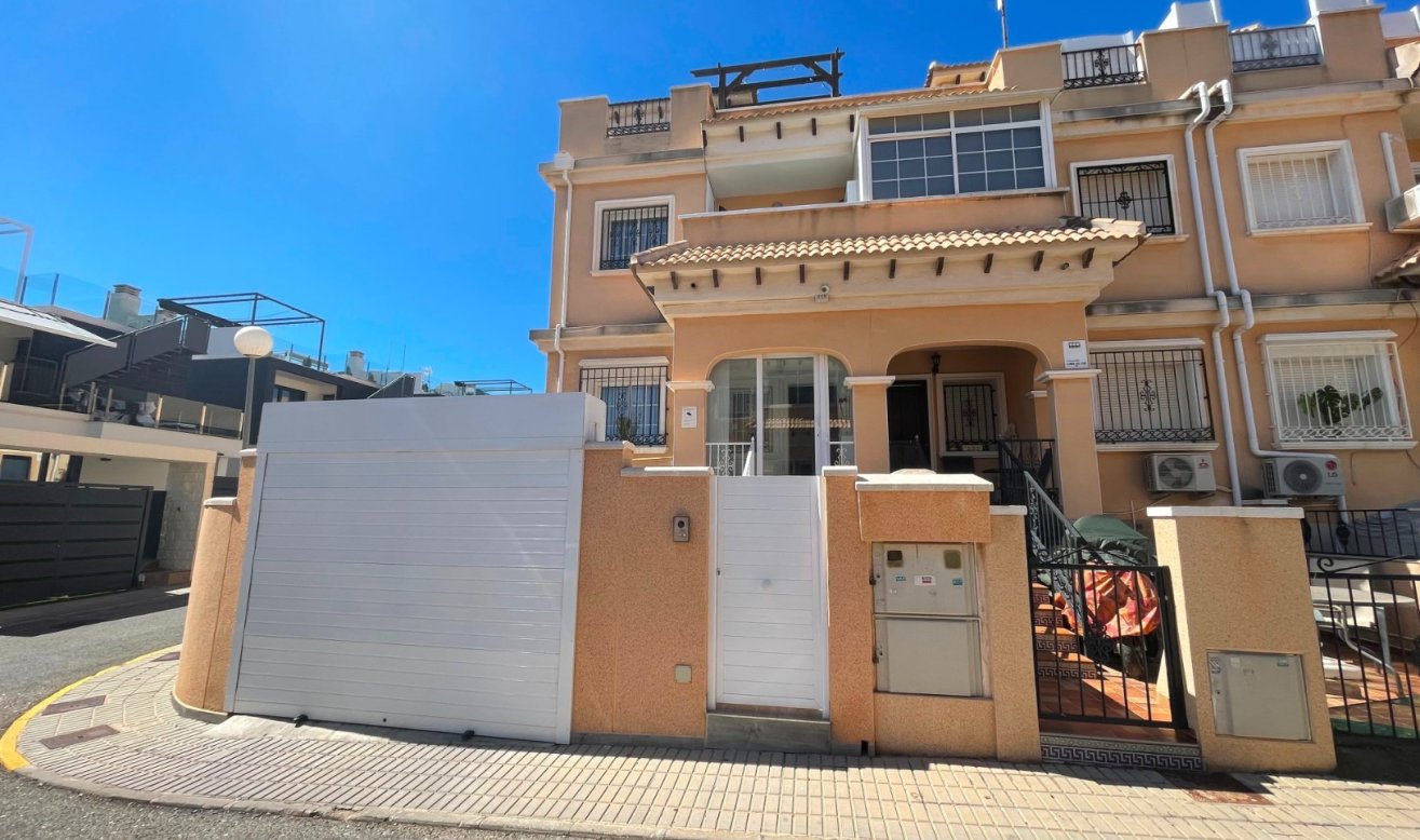 Reventa - Semi Detached Villa - Orihuela Costa - Villamartin