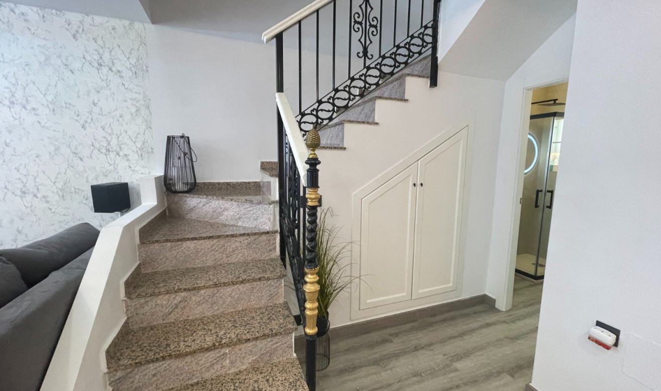 Reventa - Semi Detached Villa - Orihuela Costa - Villamartin