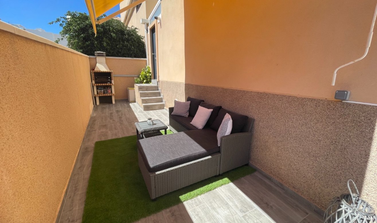 Reventa - Semi Detached Villa - Orihuela Costa - Villamartin