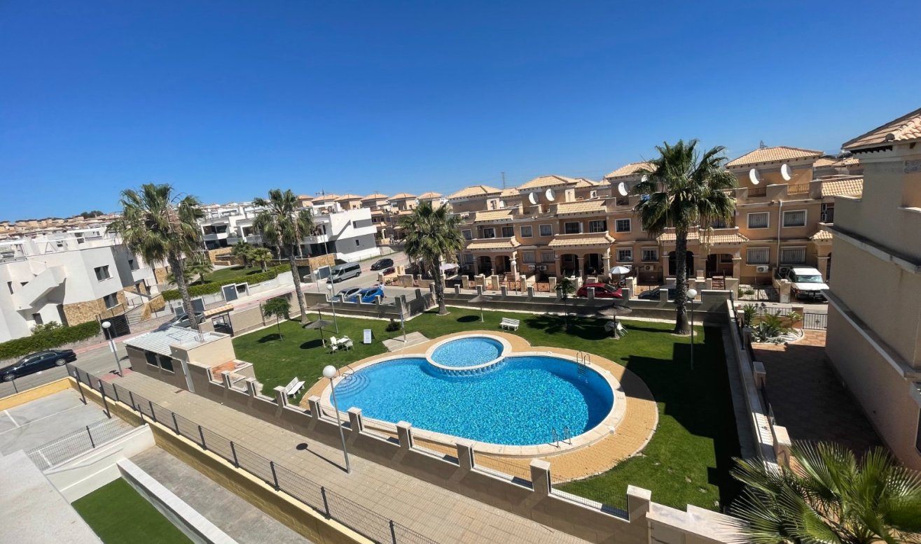 Reventa - Semi Detached Villa - Orihuela Costa - Villamartin