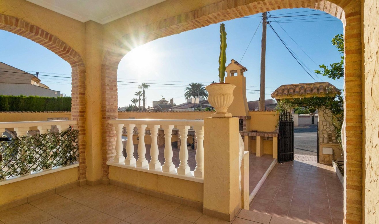 Reventa - House - Orihuela Costa - La Florida