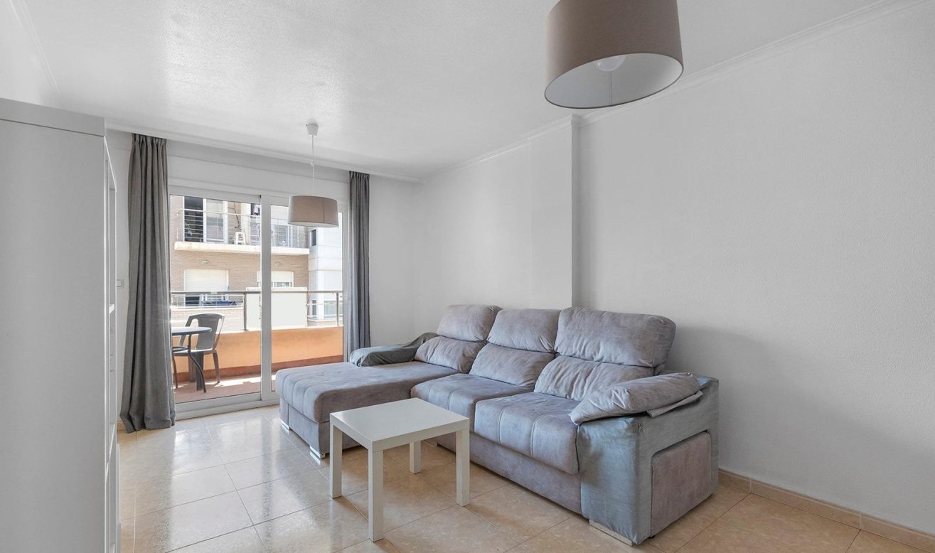 Reventa - Apartamento / piso - Torrevieja - Centro