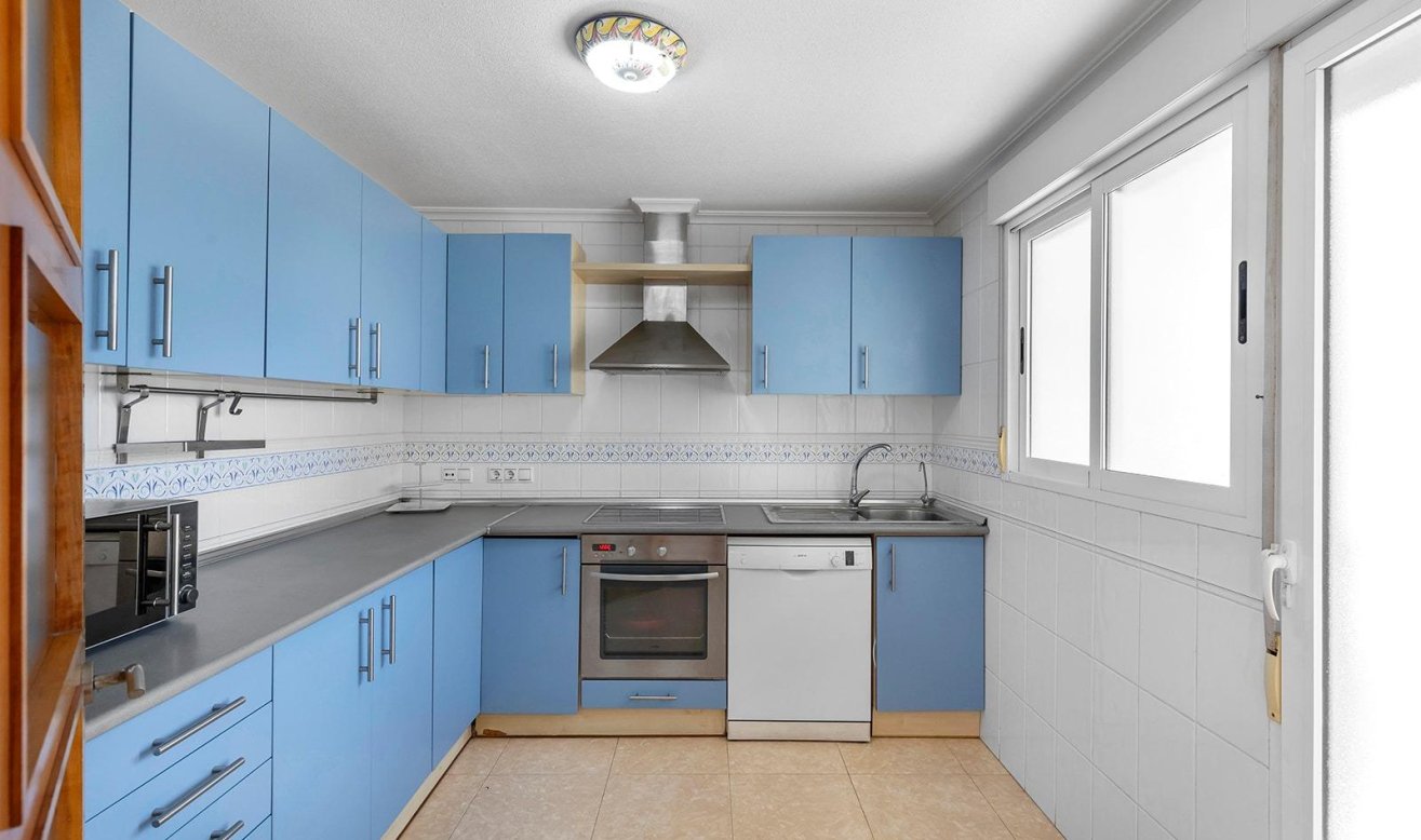 Reventa - Apartamento / piso - Torrevieja - Centro