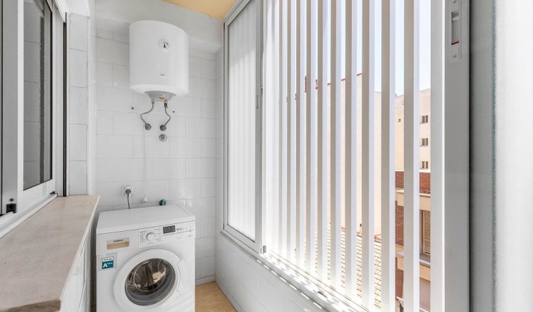 Reventa - Apartamento / piso - Torrevieja - Centro