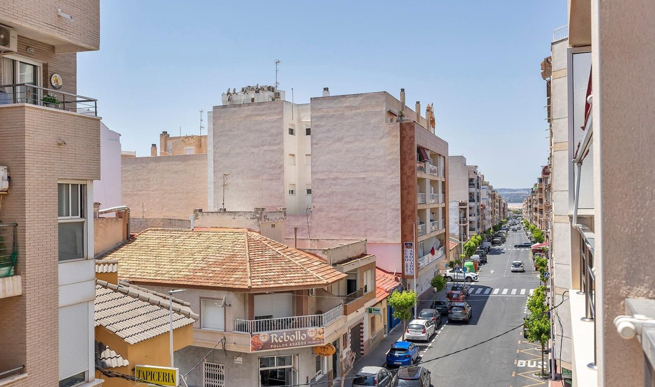 Reventa - Apartamento / piso - Torrevieja - Centro