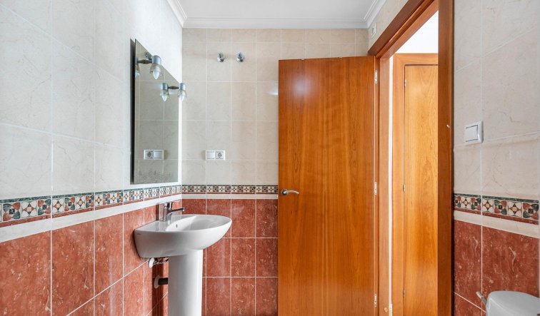 Reventa - Apartamento / piso - Torrevieja - Centro