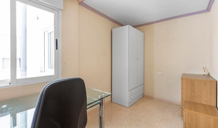 Reventa - Apartamento / piso - Torrevieja - Centro