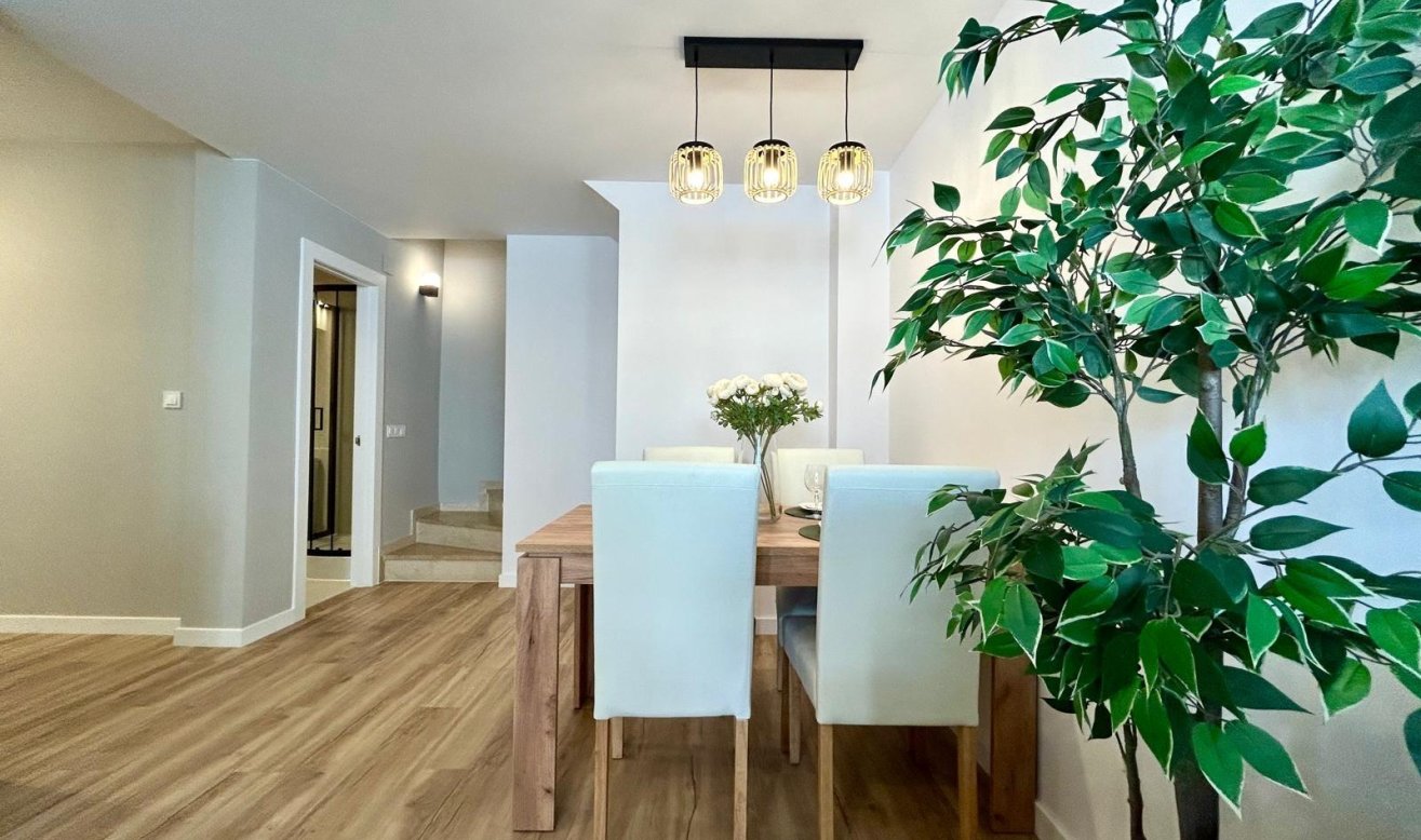 Reventa - Terraced house - Orihuela - Urbanización Perla del Mar