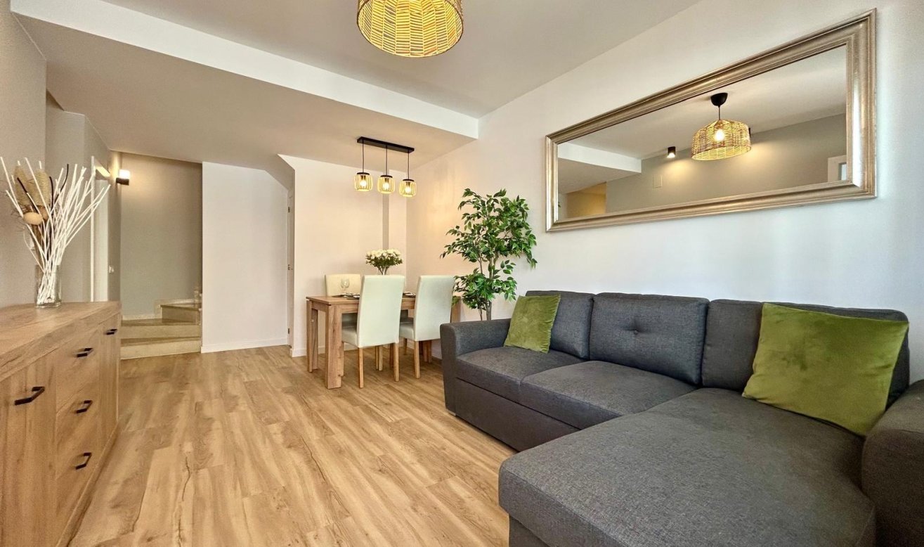 Reventa - Terraced house - Orihuela - Urbanización Perla del Mar
