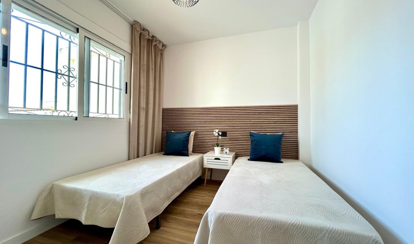 Reventa - Terraced house - Orihuela - Urbanización Perla del Mar